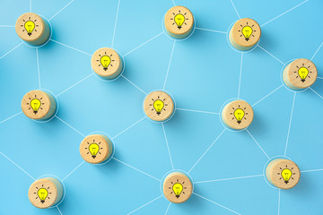 乒乓球球在对面可以触桌几次