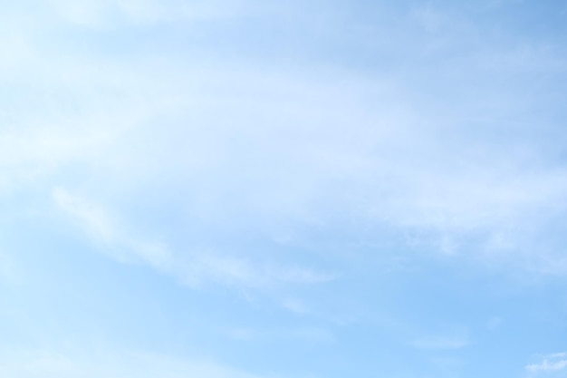 乒乓球球在对面可以触桌几次